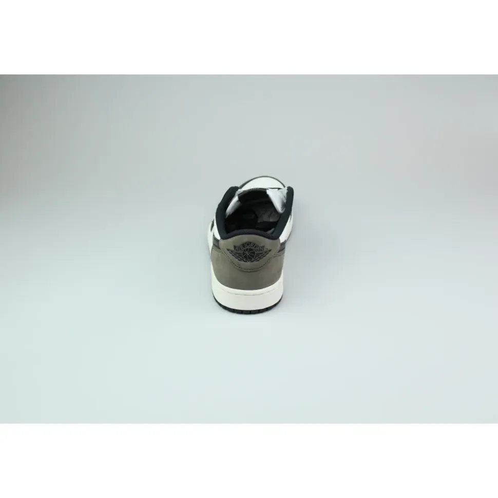 1 Low OG 'Mocha'