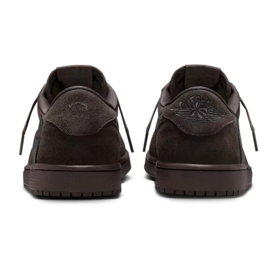 1 Retro Low OG SP Travis Scott 'Velvet Brown'