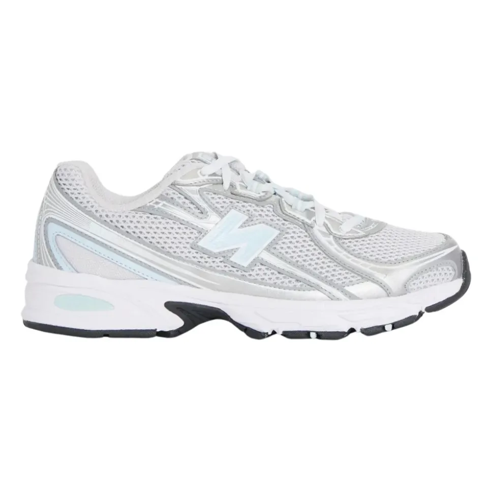 740 Sneaker