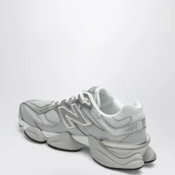 9060 Sneakers
