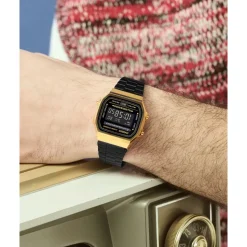 A168WEGB-1BEF Digitale Horloge