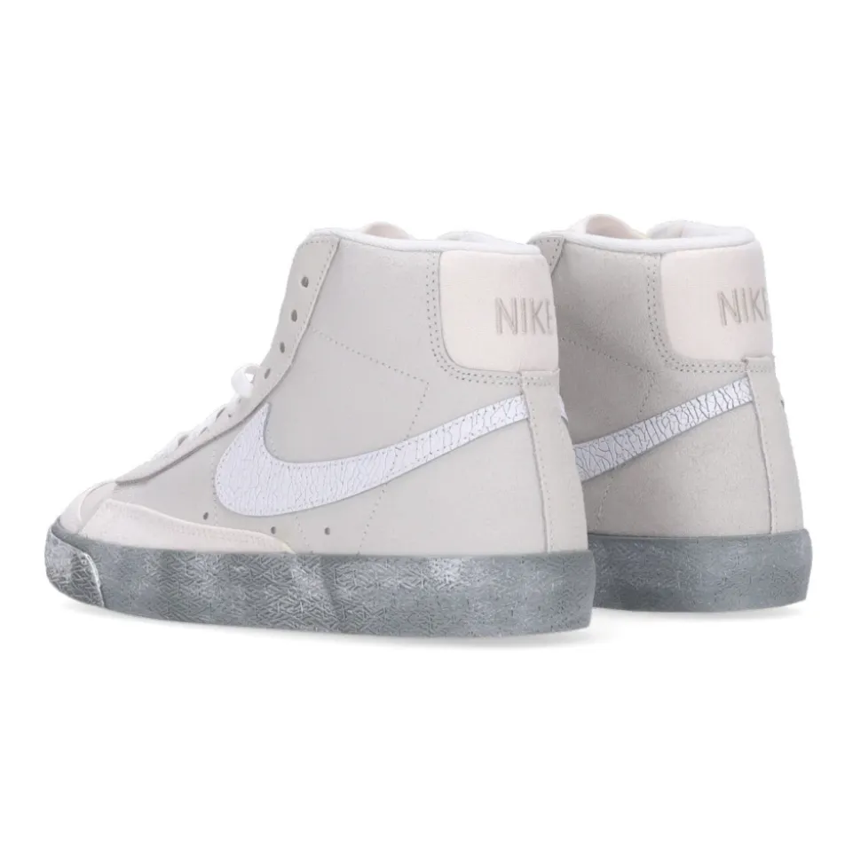 Blazer Mid '77 SE