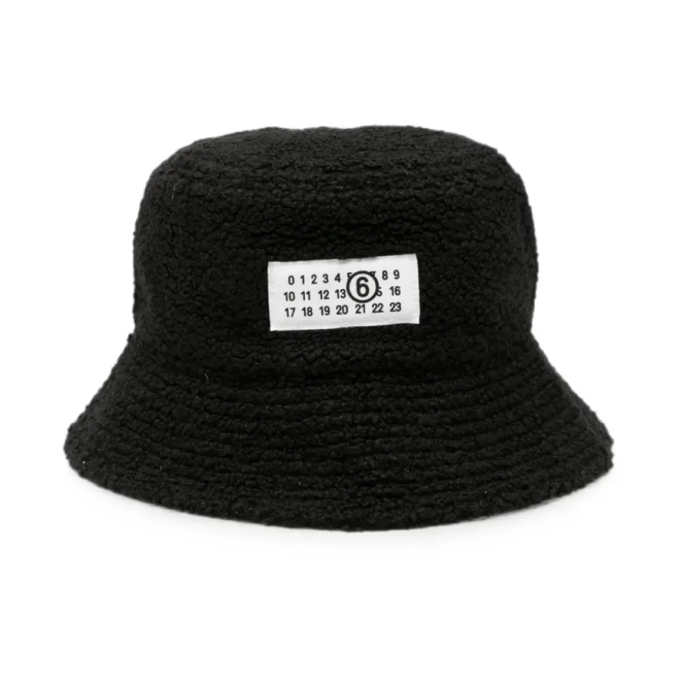 Bouclé Cap