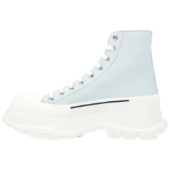 Canvas boots