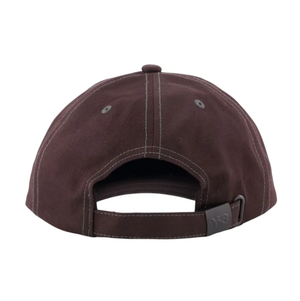 Caps