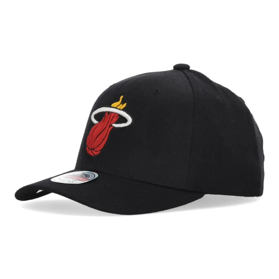 Caps