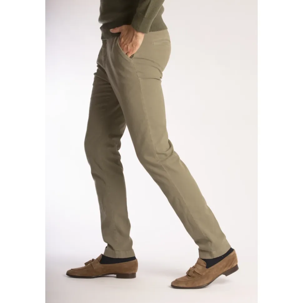 Chinos