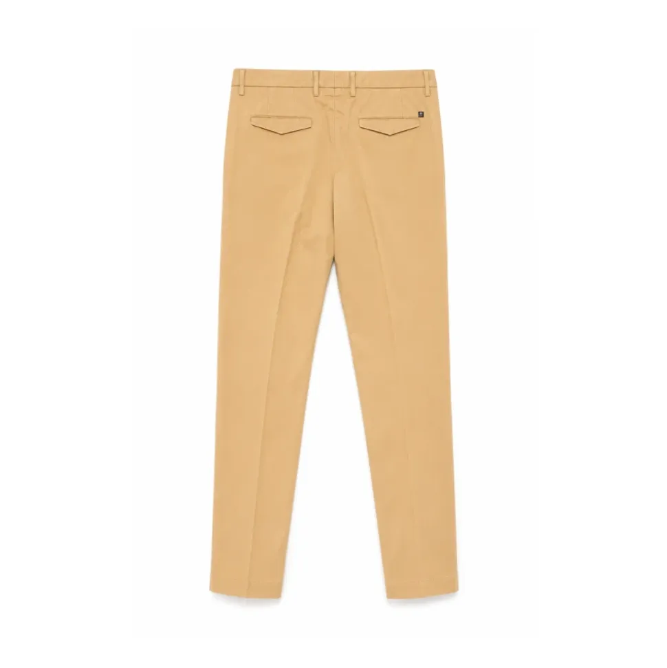 Chinos