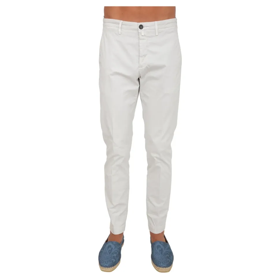 Chinos