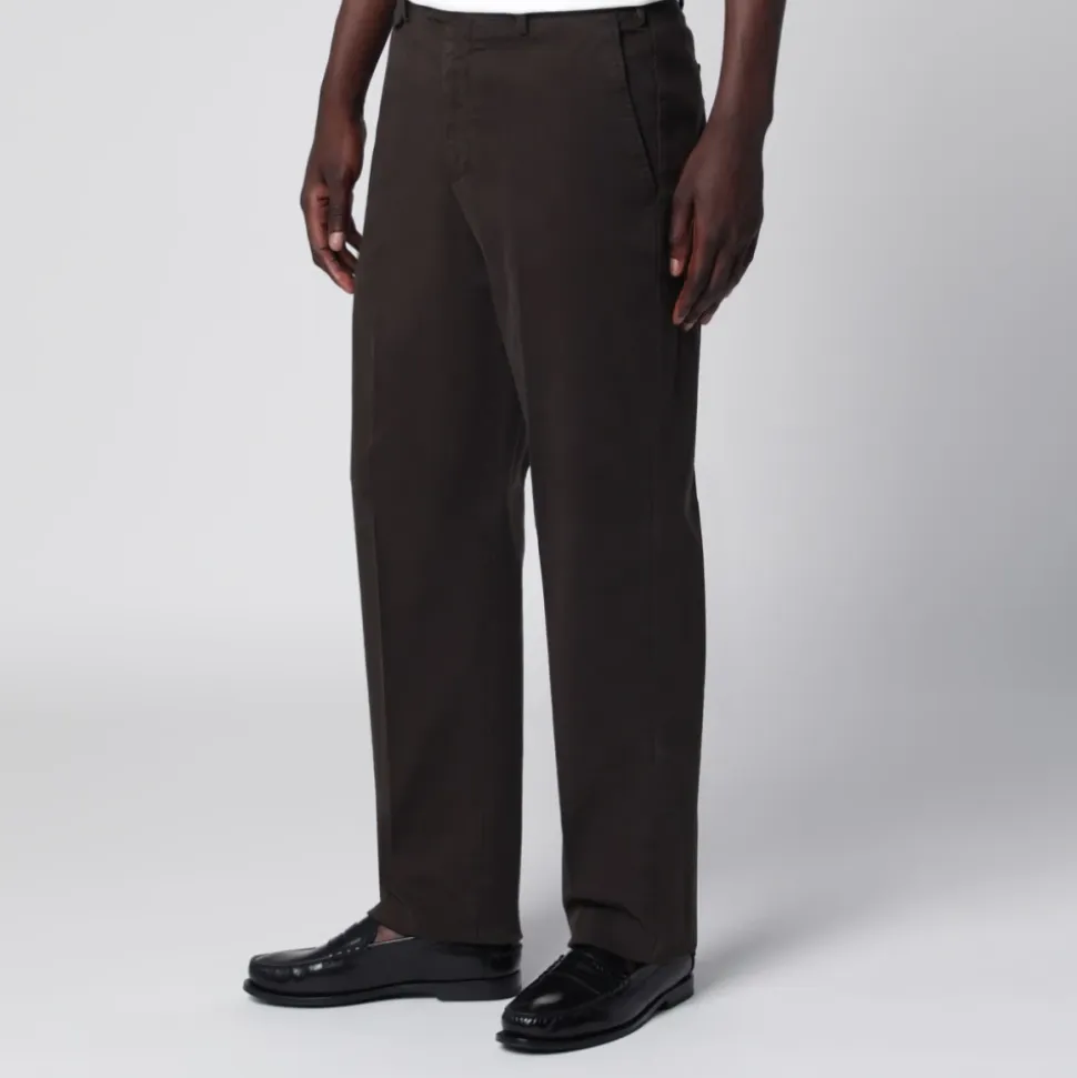 Chinos