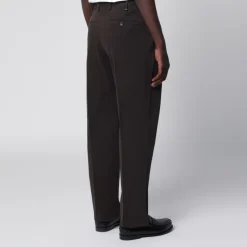 Chinos