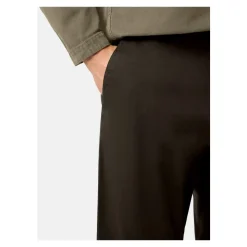 Chinos