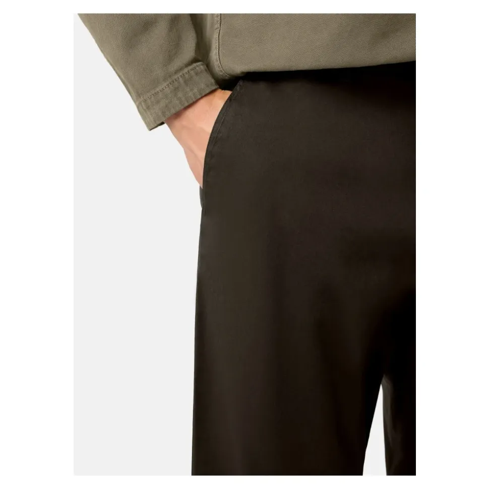 Chinos