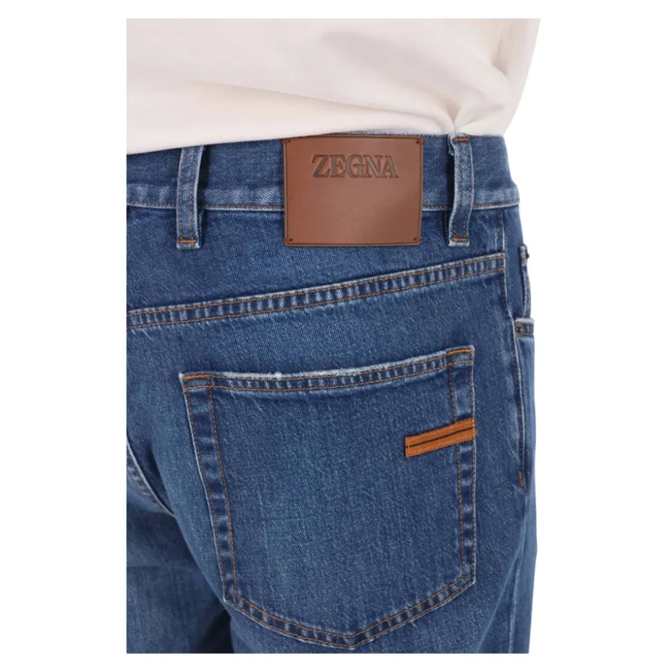 City Straight Jeans