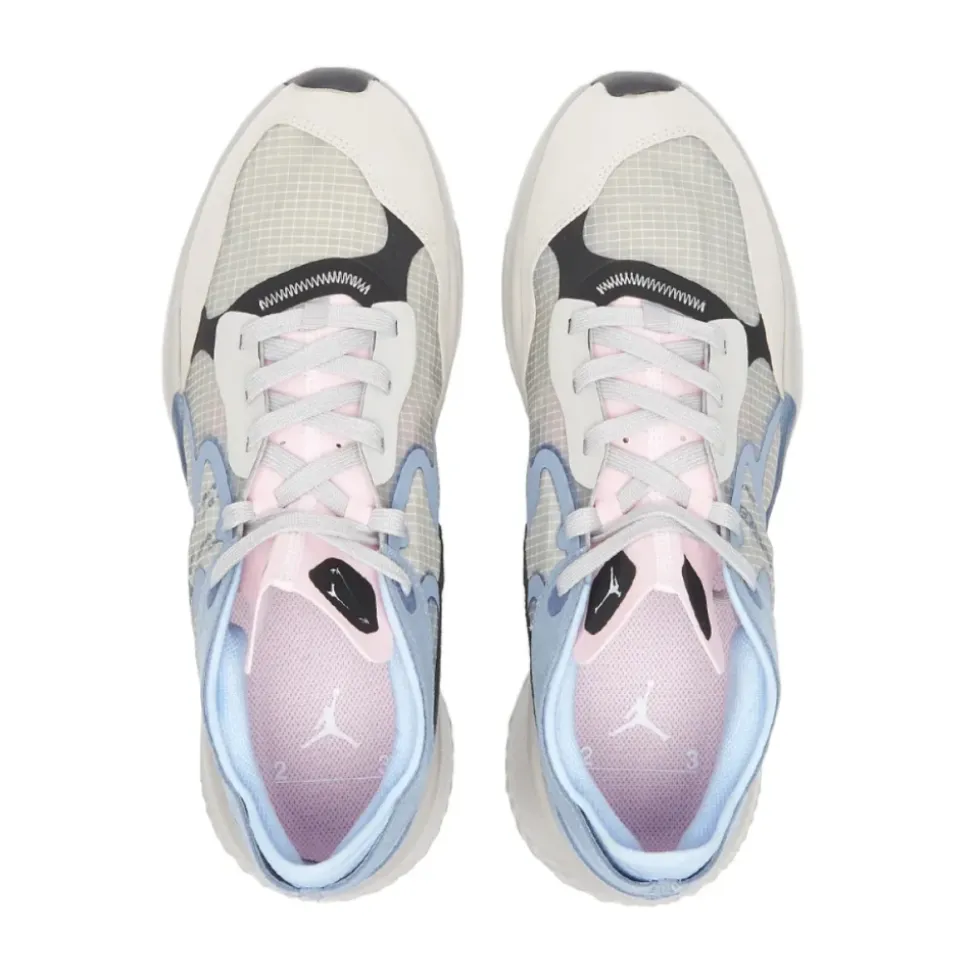 Delta 3 Low Sneakers