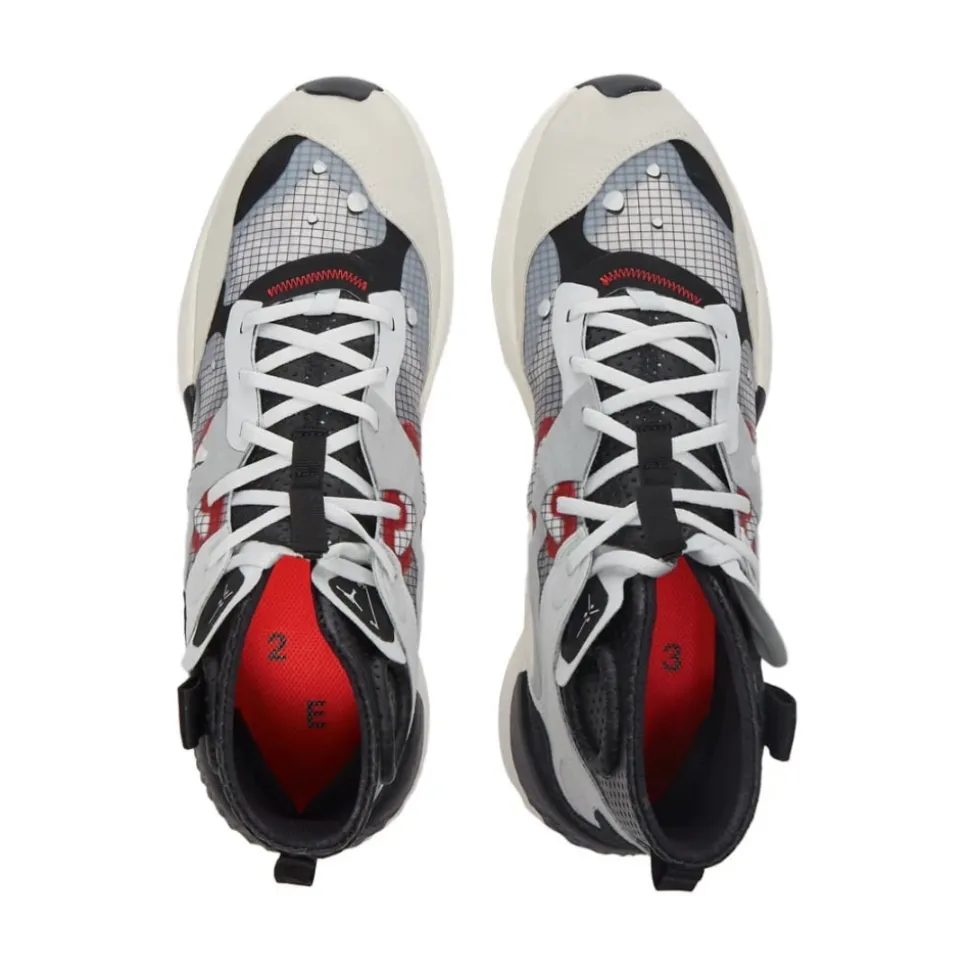 Delta 3 SP Sneakers