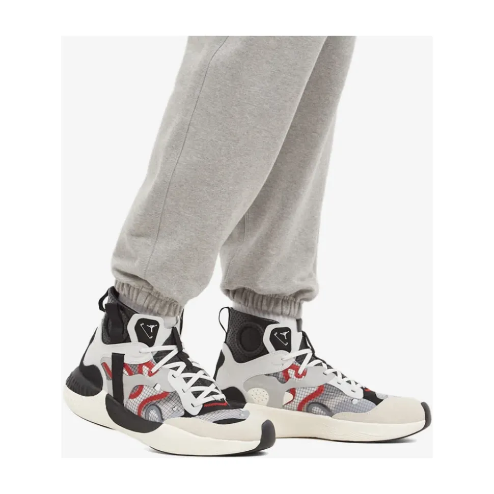 Delta 3 SP Sneakers