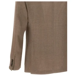Drieknoopsblazer met piek revers