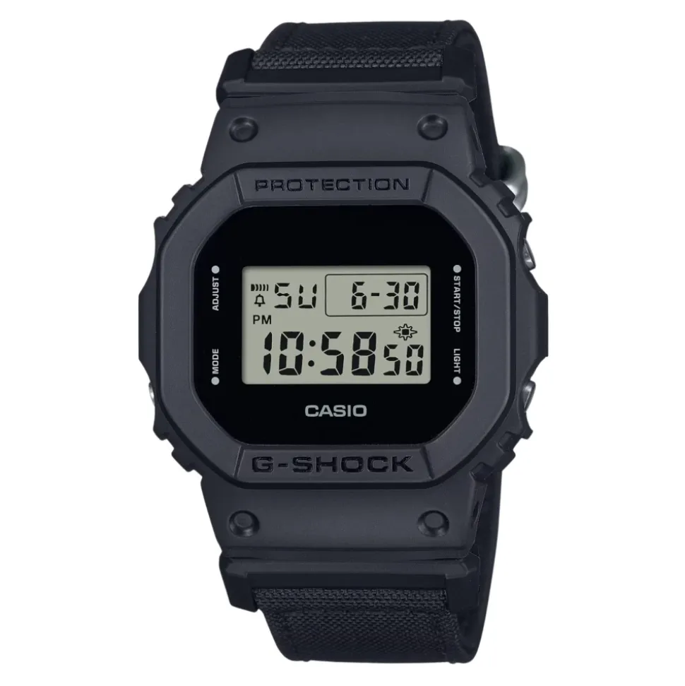 DW-5600BCE-1ER Klassiek Digitale Horloge met Cordura Band