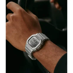 DW-5600FF-8ER