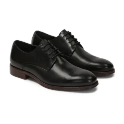 Elegante zwarte herenschoenen voor pak
