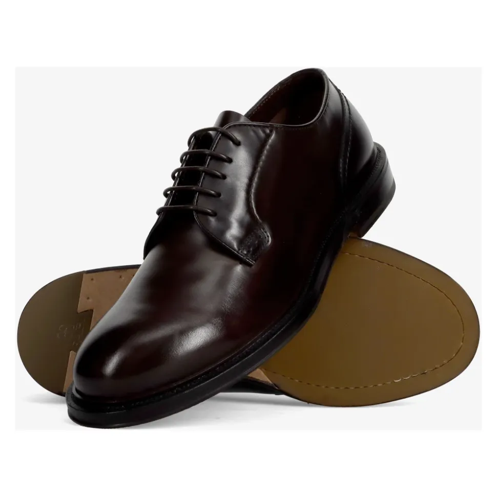 Flat Shoe