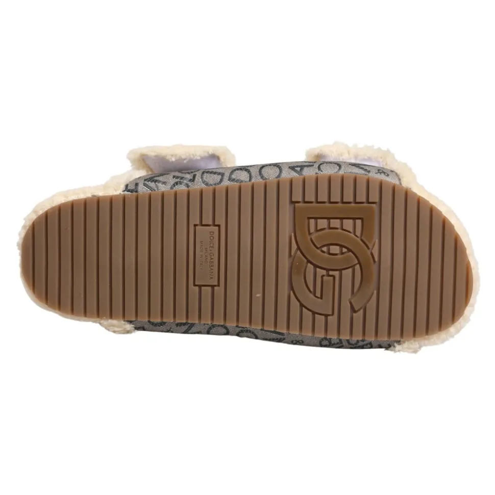 Flats Sandalen