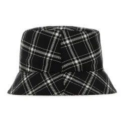 Geborduurde wollen bucket hat