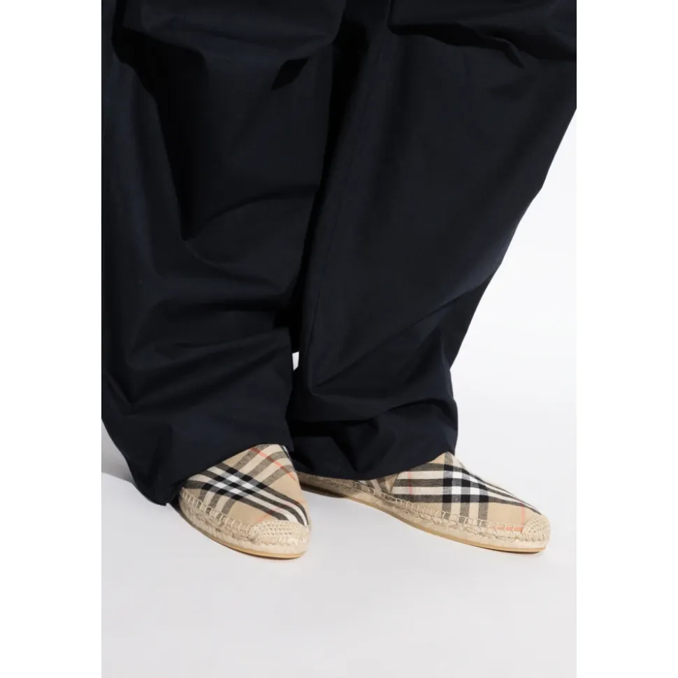 Gestreepte schoenen
