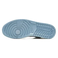 Ice Blue Lage Top Basketbalsneaker