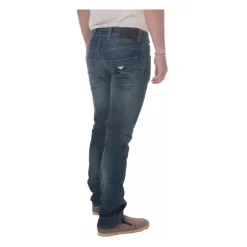 J06 Slim-fit Jeans