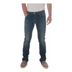 J06 Slim-fit Jeans