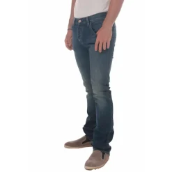 J06 Slim-fit Jeans