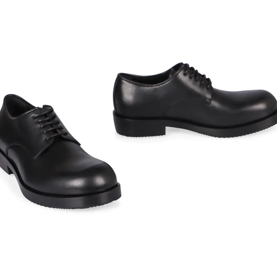 Klassieke leren veterschoenen