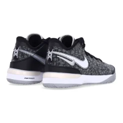 LeBron NXXT Gen Basketbalschoen