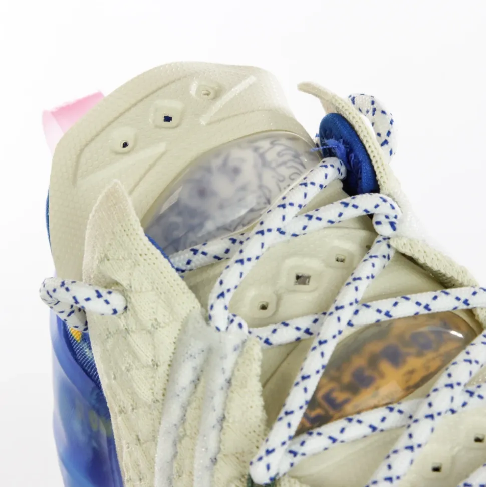Lebron Xviii Los Angeles By Day Hoge Schoenen