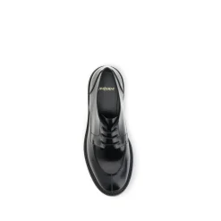 Leren Lace-Ups met Eigentijdse Twist