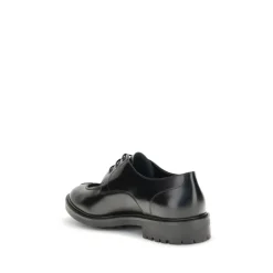 Leren Lace-Ups met Eigentijdse Twist