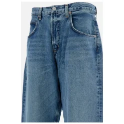 Loose-fit Jeans
