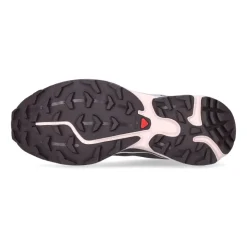 Low-Top Sneaker