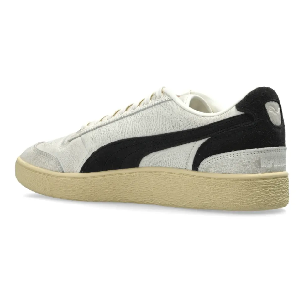 Majesty Sneakers