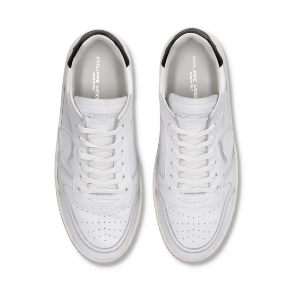 Nice Lage Sneakers