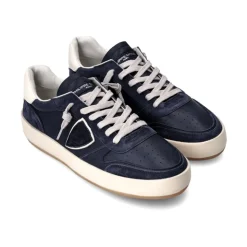 Nice Tennis Sneakers