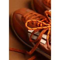 Panther Sneaker