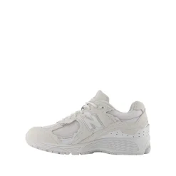 2002R Sneakers