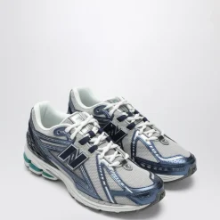 1906R Sneakers