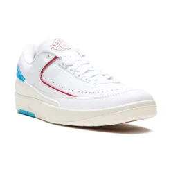Retro Low `UNC to Chicago` Sneakers