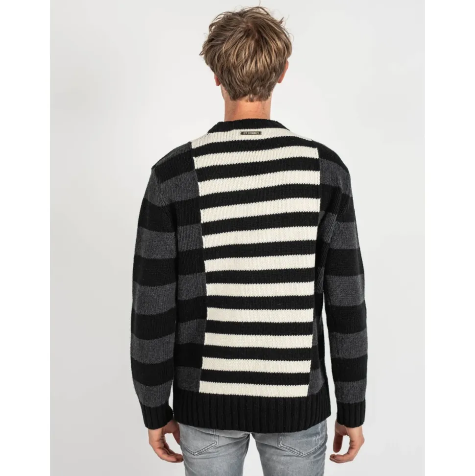 Round-neck Knitwear