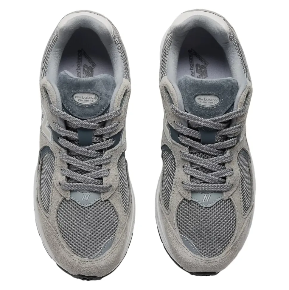 2002R Sneakers