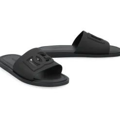 Rubberen slides met uitsparingen